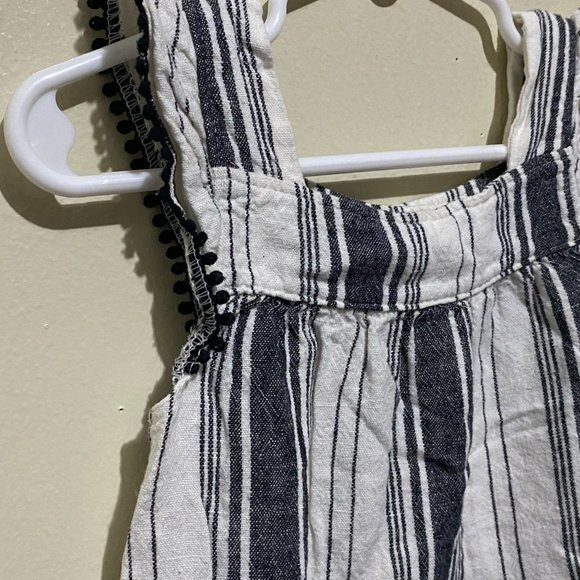 Carter's Kid's Dress Size 3T (PRE-LOVED) - 8517 - Picture 2 of 6